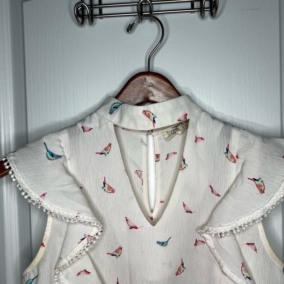 Sweet Wanderer flutter cap sleeve key hole blouse top birds ivory white small - Picture 5 of 10